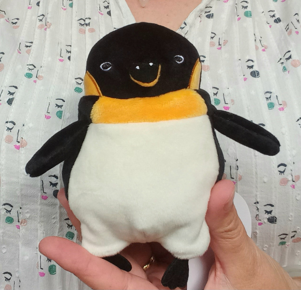 Mini Mochi Penguin (13 cm)