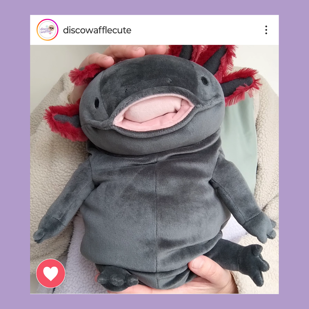 Large Black Mochi Axolotl (38 cm)