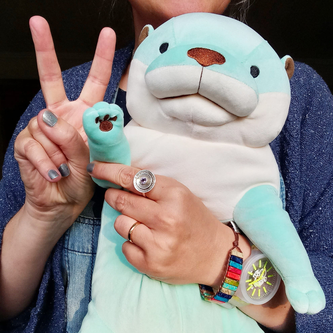 Large Mint Mochi Otter (42 cm)