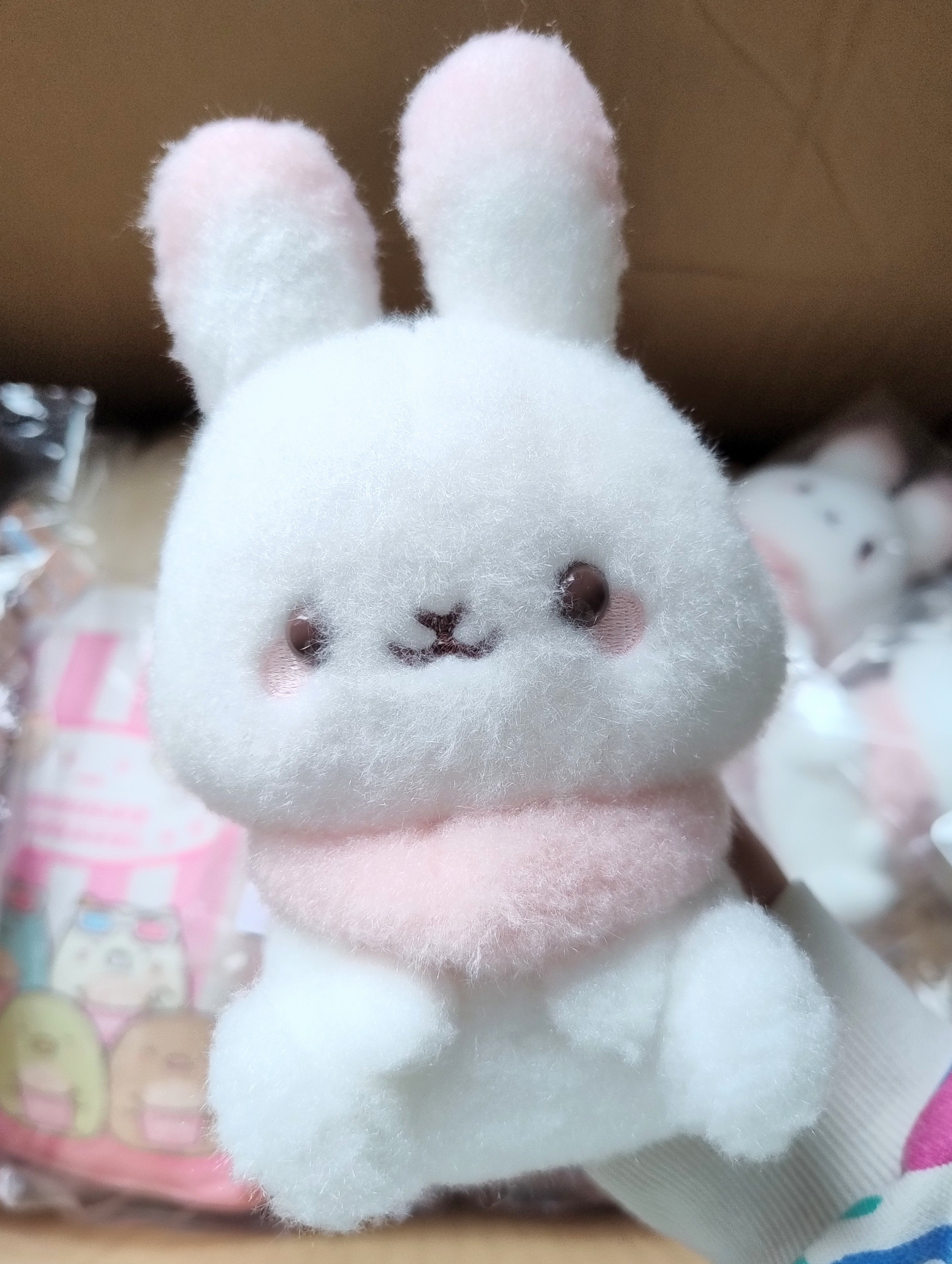 Sugarcocomuu Fluffy Bunny Plush (17.5cm)