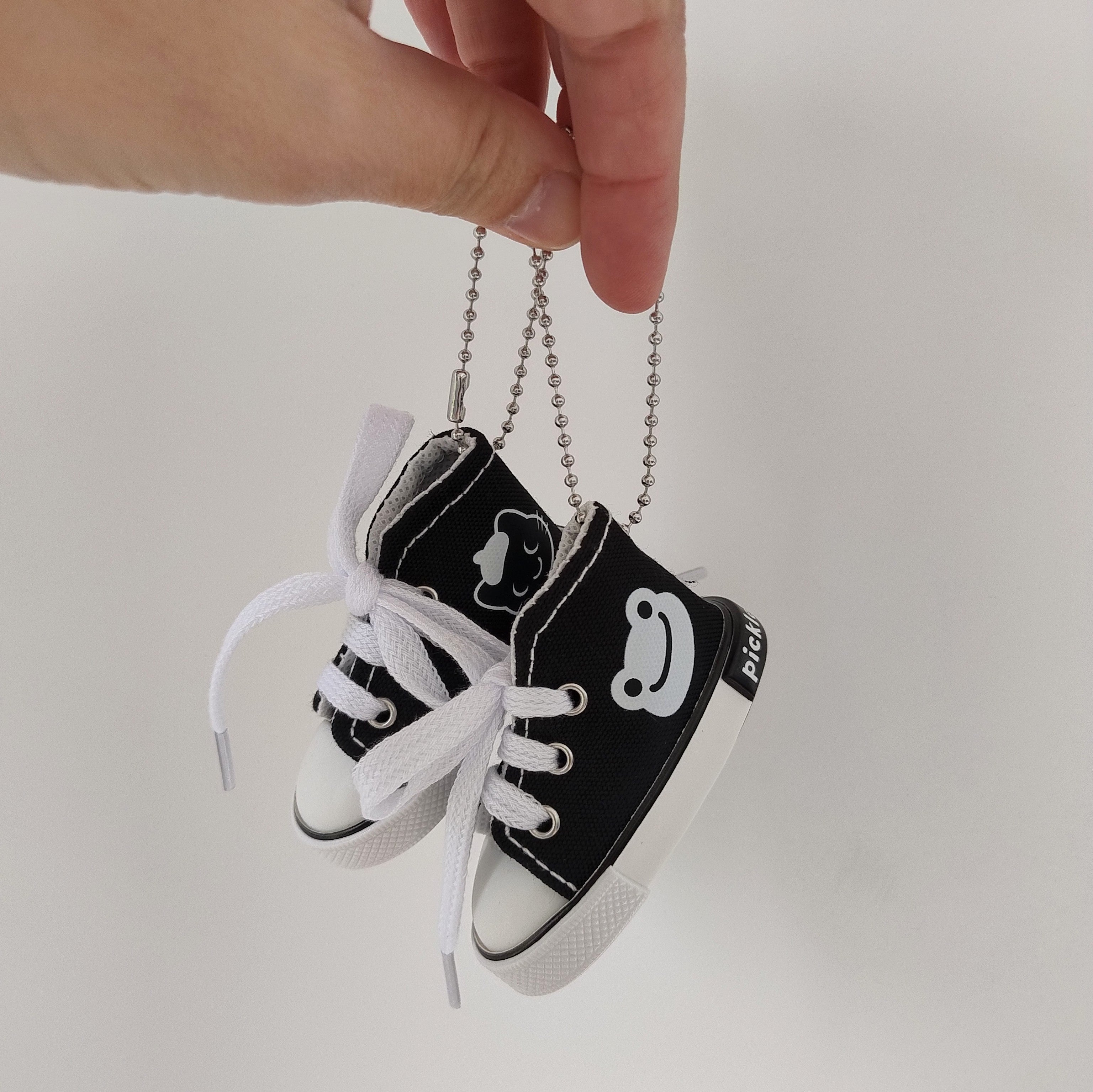 Black Trainers for Pickles (7.5cm)