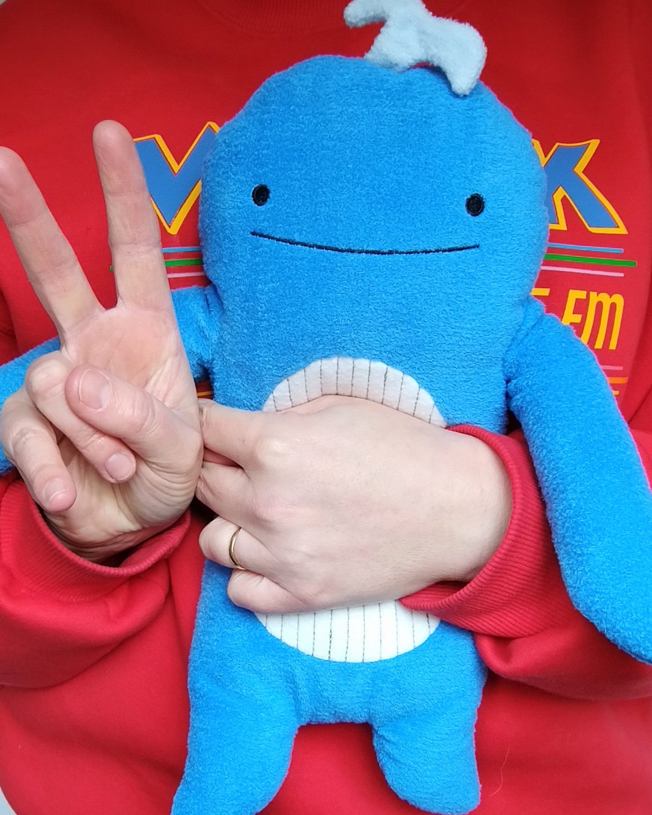 Fumofumo San Large Whale (36cm)