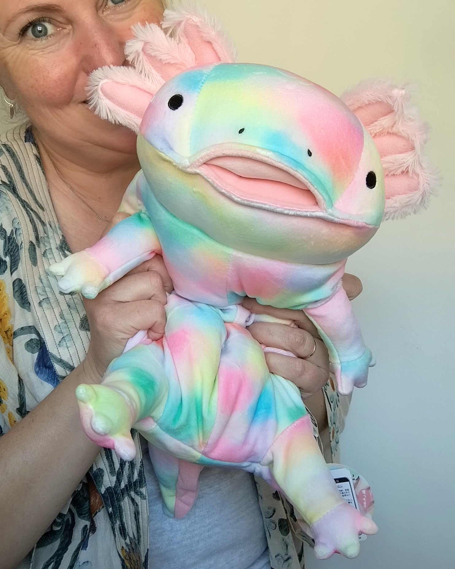 Large Rainbow Mochi Axolotl (38 cm)