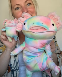 Mini Rainbow Mochi Axolotl (13 cm)