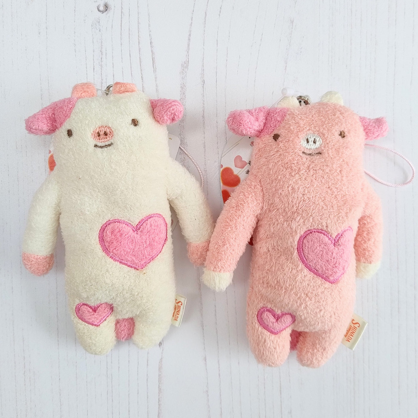 Fumofumo San Mini Pink Cow with Hearts Keychain (12cm)