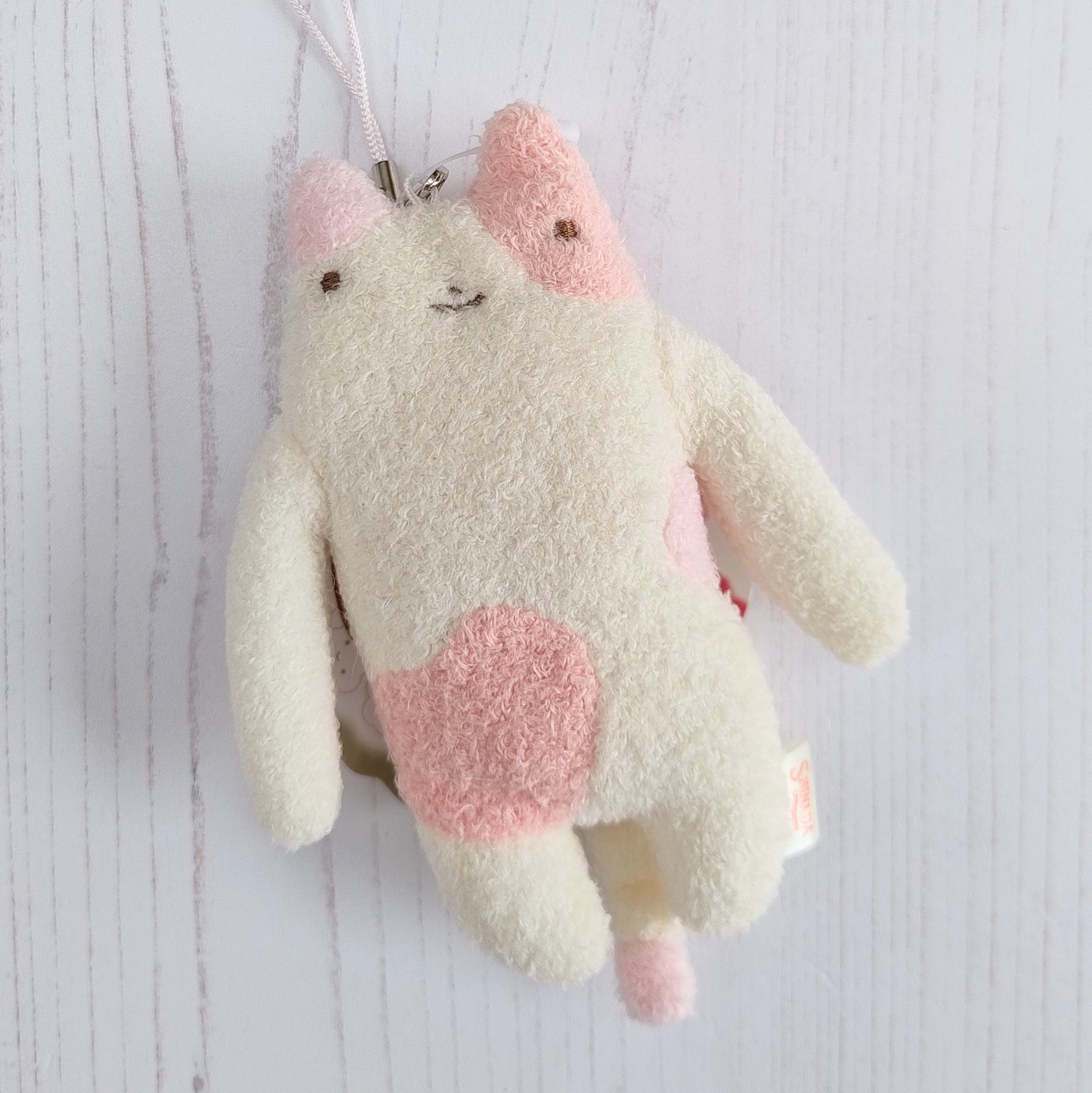 Fumofumo San Mini Pink and White Calico Cat Keychain (12cm)