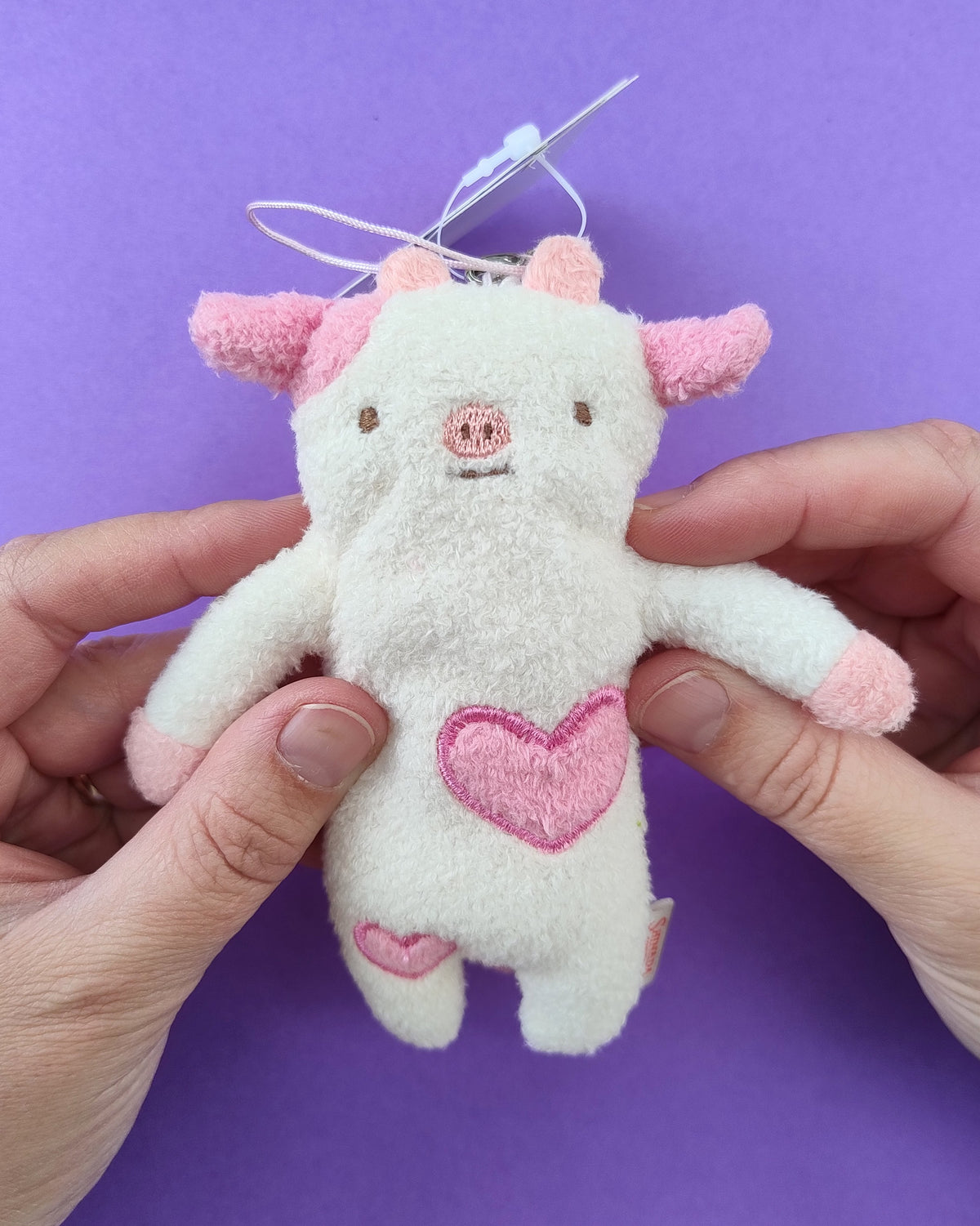 Fumofumo San Mini White Cow with Hearts Keychain (12cm)