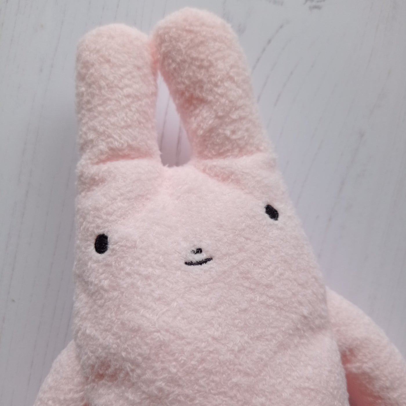 Fumofumo San Pink Bunny (20cm)