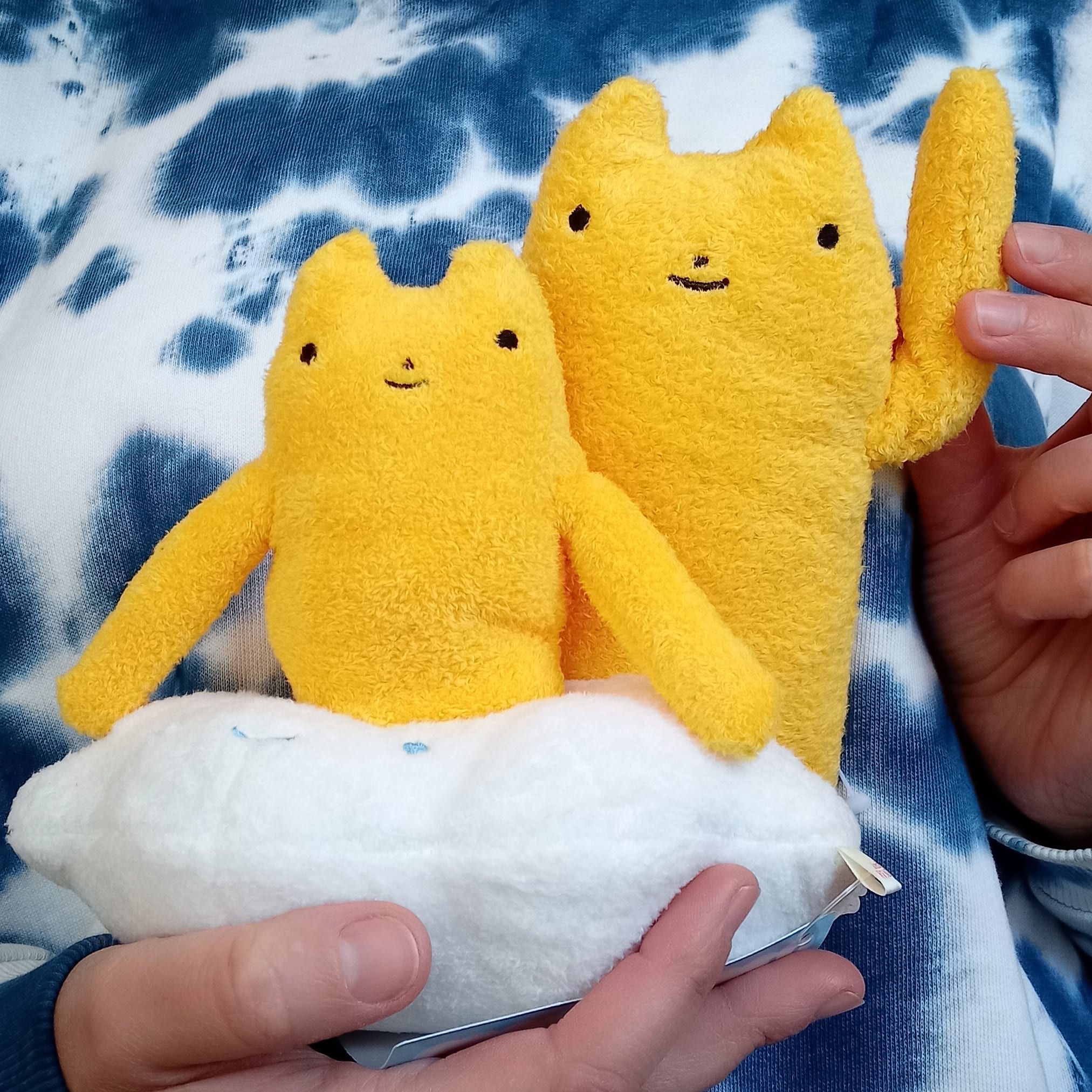 Fumofumo San Bright Yellow Cat  (20cm)