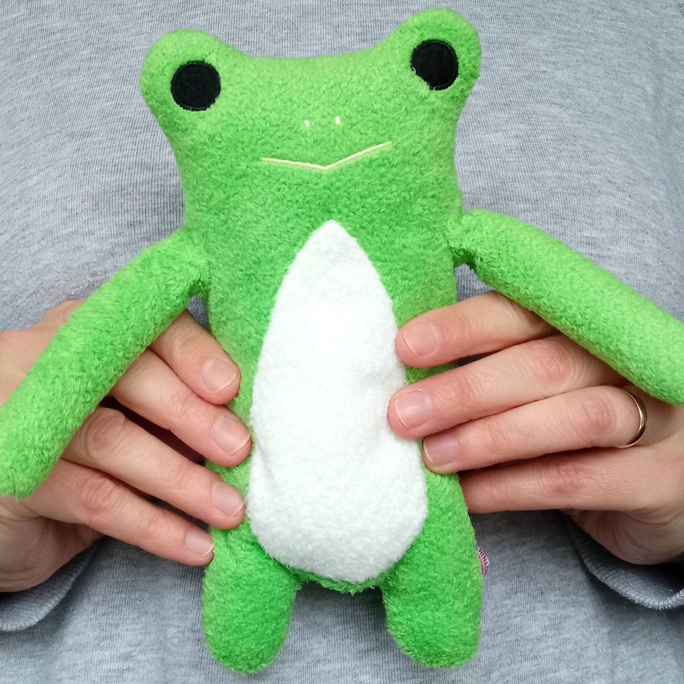 Fumofumo San Dark Green Frog (20cm)