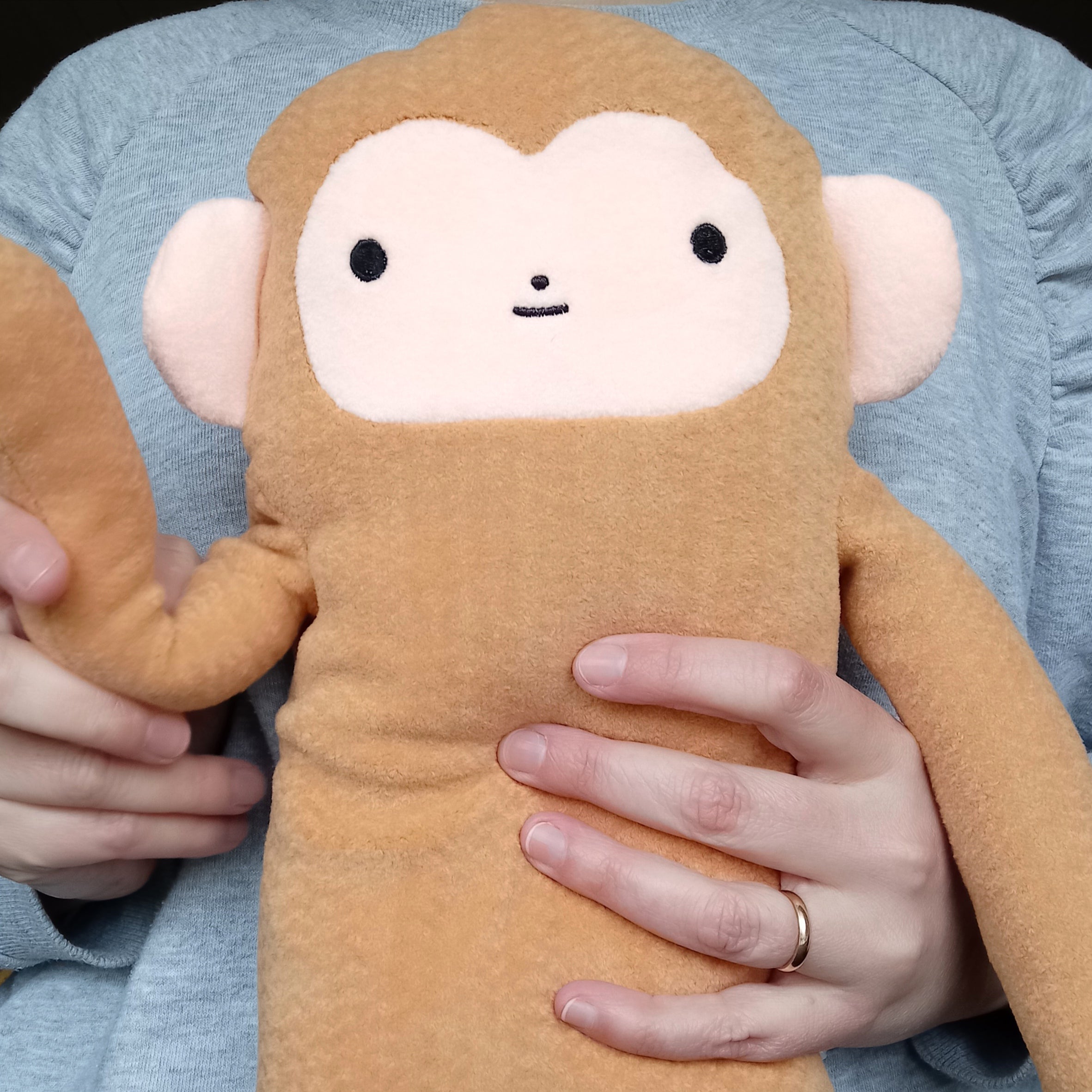 Fumofumo San Large Monkey (37cm)