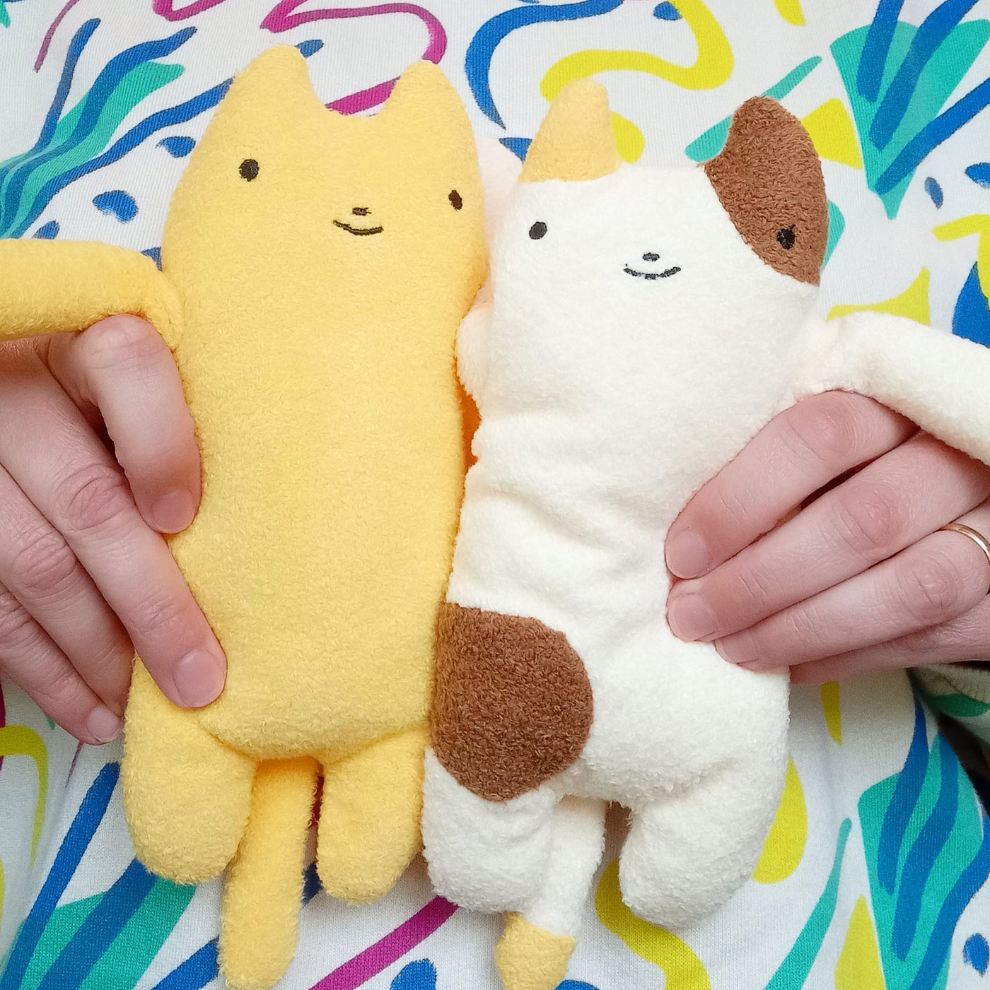 Fumofumo San Bright Yellow Cat  (20cm)
