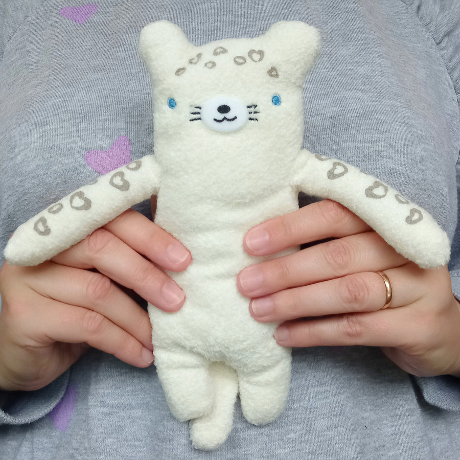 Fumofumo San White Cat with Hearts (20cm)
