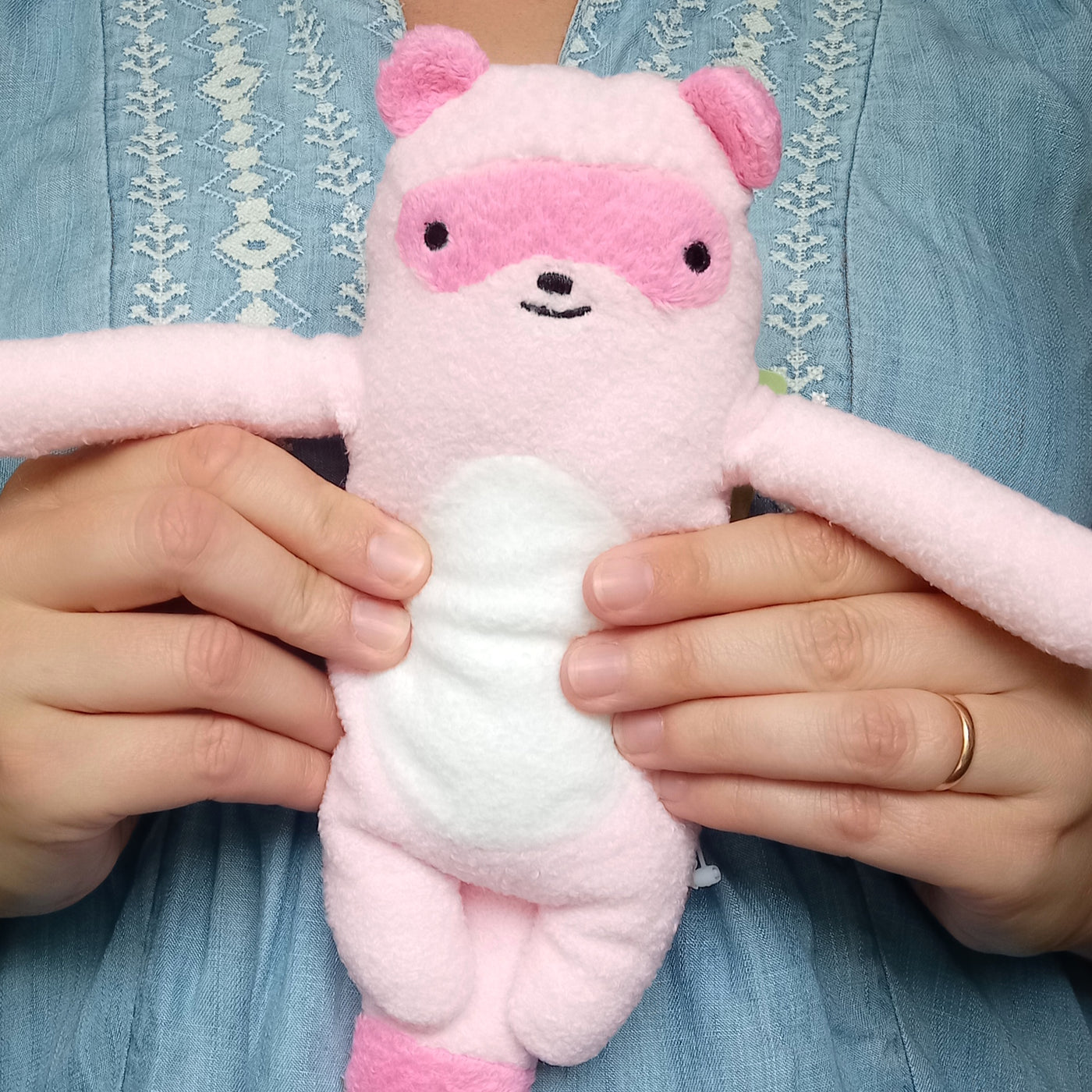 Fumofumo San Pink Raccoon (20cm)