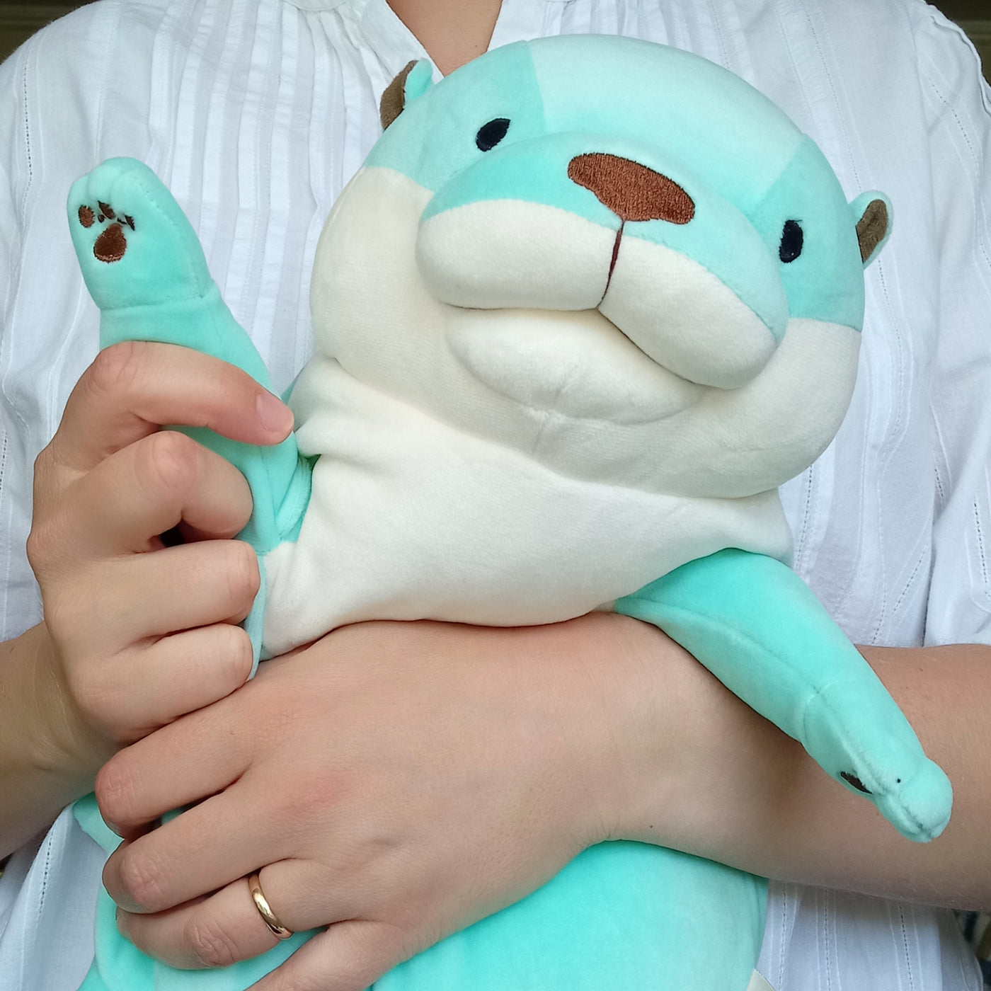 Large Mint Mochi Otter (42 cm)