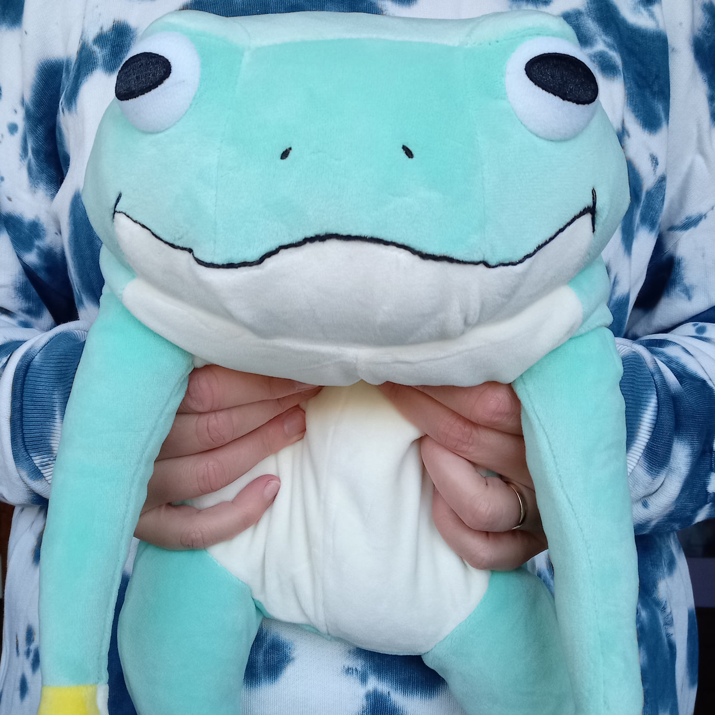 Large Blue Mochi Frog (41 cm)